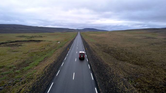 冰岛公路旅行无人机视角