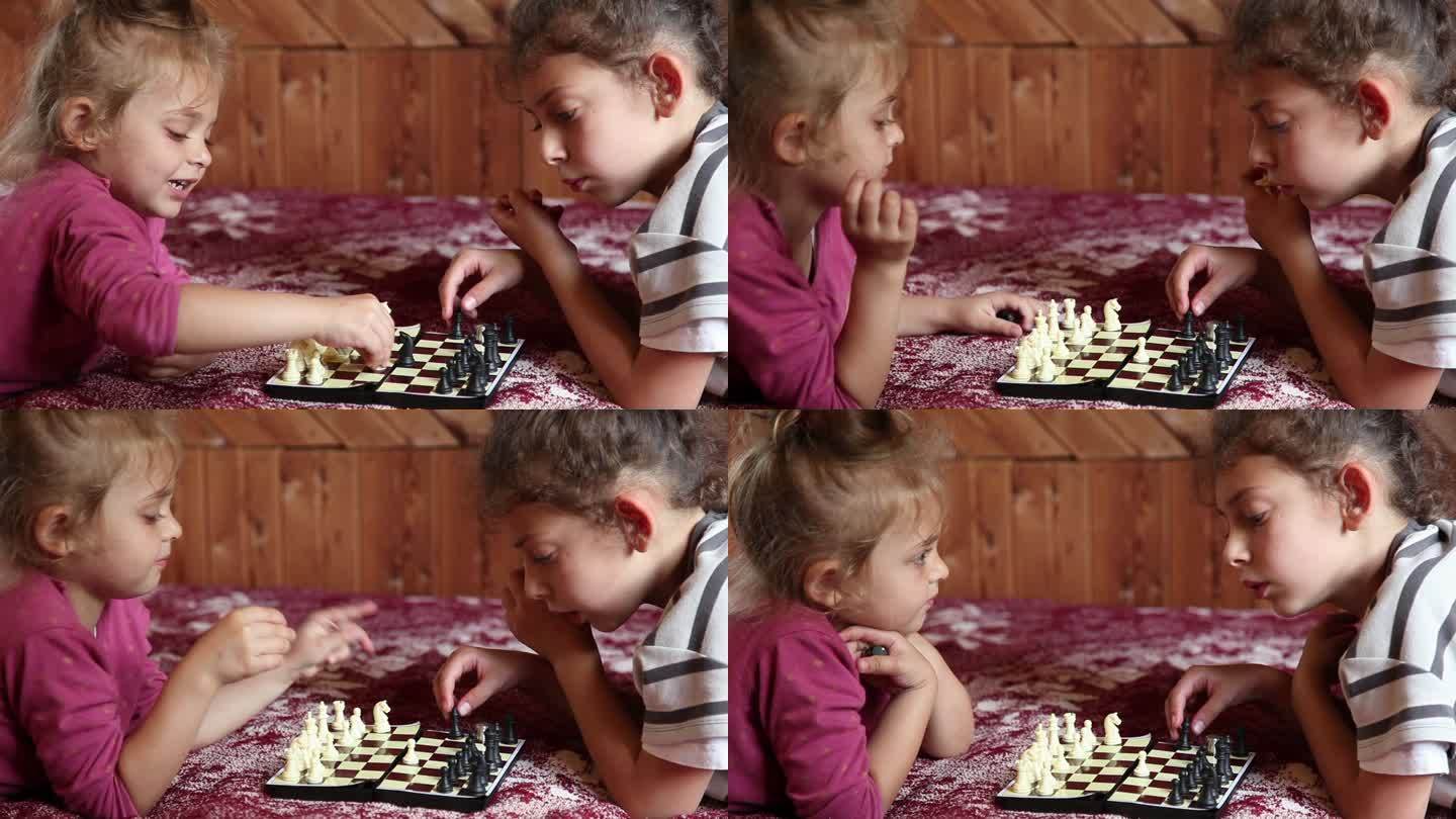 小女孩在床上下棋乐趣兴趣开发大脑