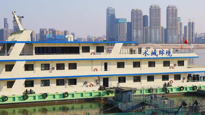 武汉长江上的船舶4K