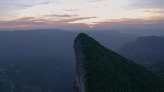 航拍高山夕阳