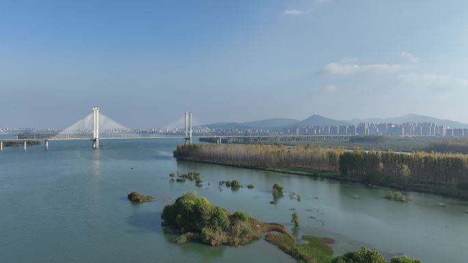 航拍襄阳汉江湿地城市自然风光