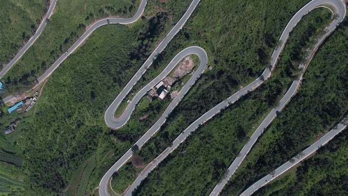公路视频云南山区蜿蜒曲折盘山公路