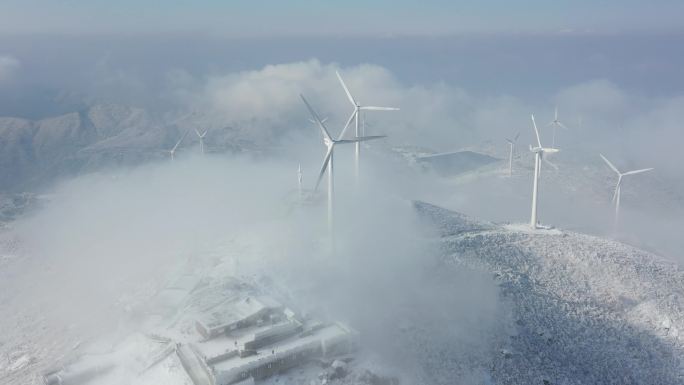 东阳东白山风车云海雪景航拍延时