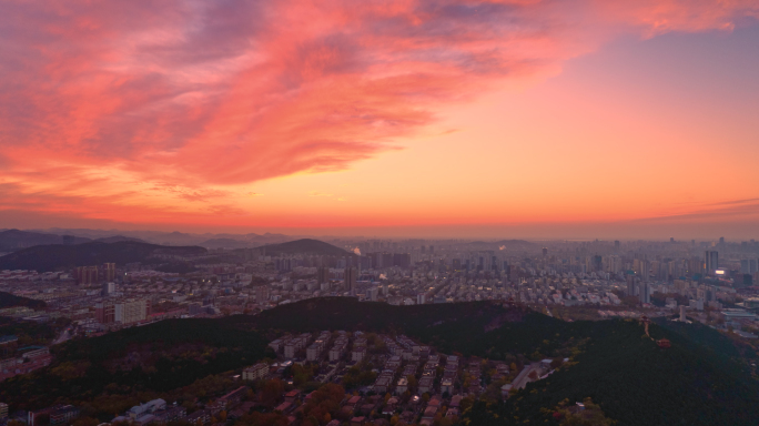 英雄山日落晚霞航拍延时4K