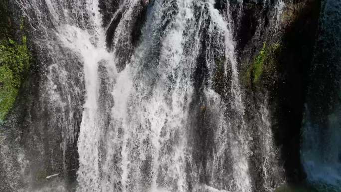郊外野外树林瀑布水流4K航拍