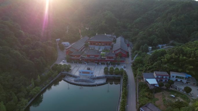 4k寺庙航拍谷山宝宁寺