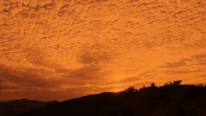 诸葛亮铜像延时 夕阳 晚霞 天空延时