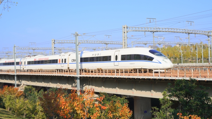 高铁和谐号复兴号动车郑州高速发展经济腾飞