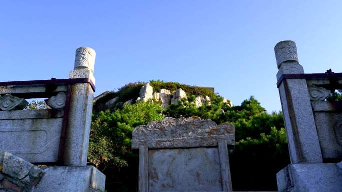 泰山玉皇顶财神殿观音殿月老祠的传统建筑