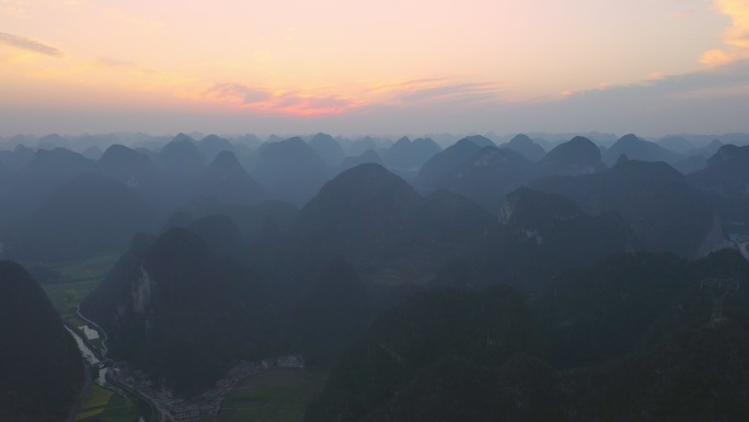 航拍安顺龙宫景区喀斯特地貌