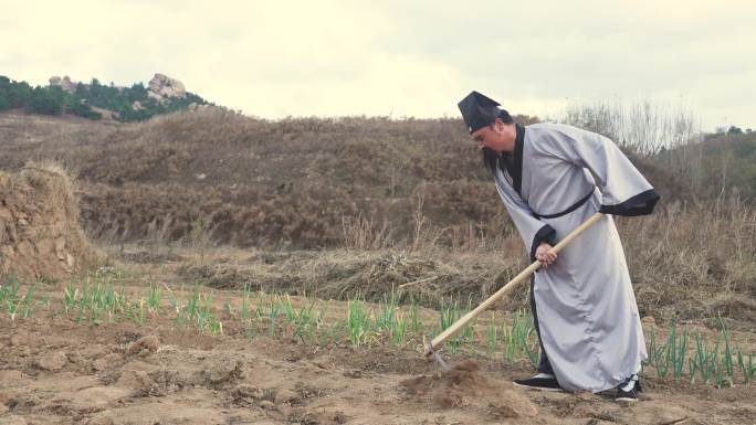 古人种田，种地为生，