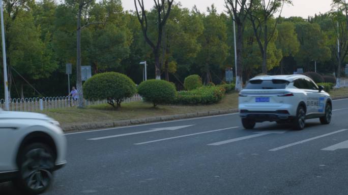 上汽荣威RX-5路试 路拍