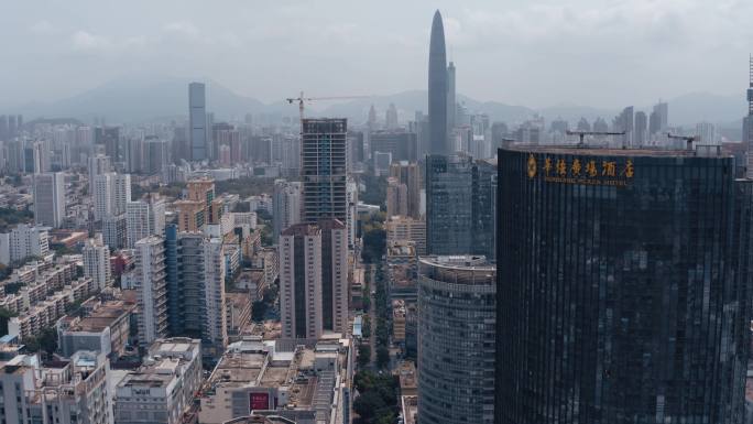 中国深圳市的无人机视图。
