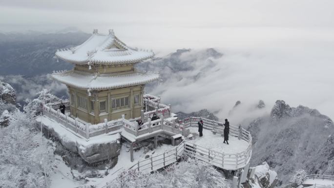 4K老君山雪景航拍