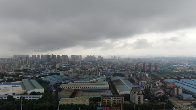 城市航拍暴雨来临高楼雨季