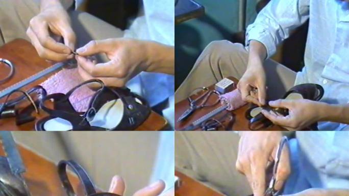 八九十年代手工修补塑料凉鞋