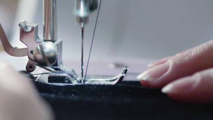 4k缝纫机器裁缝设计服装加工制作