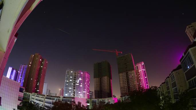 城市夜晚流星雨实拍素材