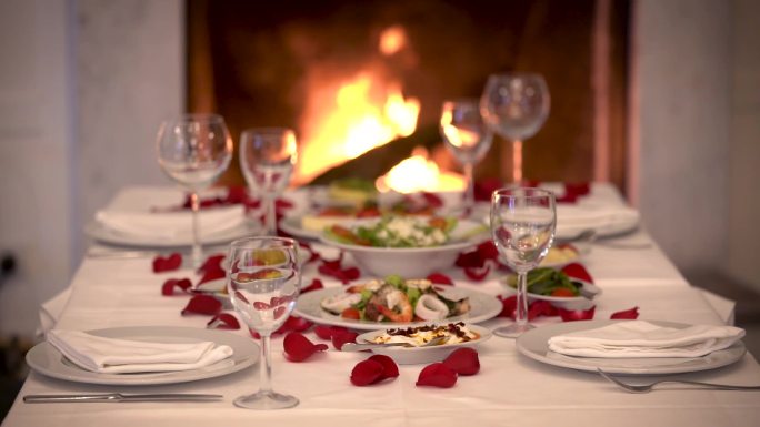 浪漫晚餐聚餐聚会冬季
