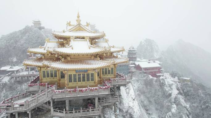 4K老君山雪景航拍