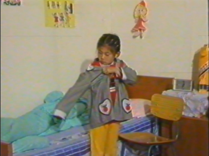 八九十年代儿童穿衣服
