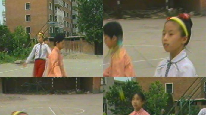 八九十年代踢毽子运动学生