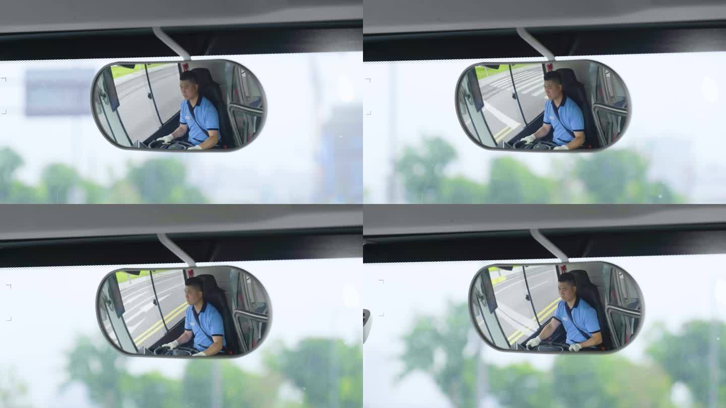 公交车内-后视镜