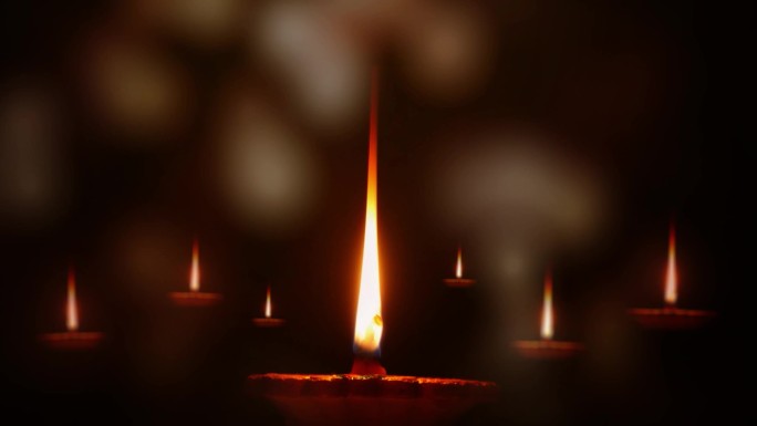 蜡烛烛火烛台