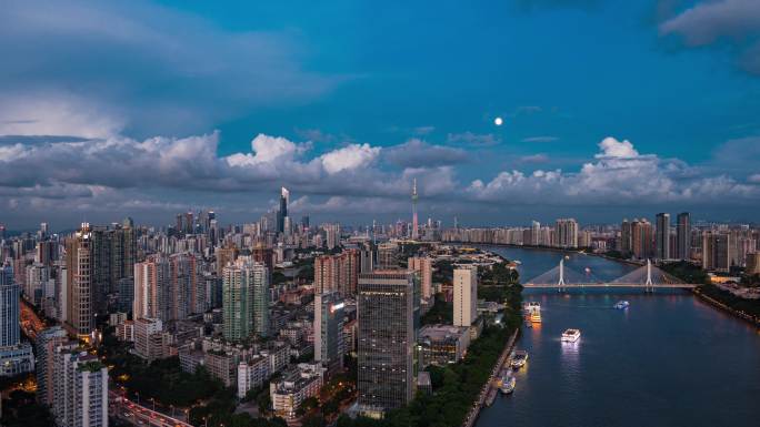 广州珠江流域的市中心建筑日转夜