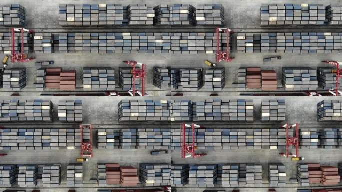 港口码头的集装箱运输