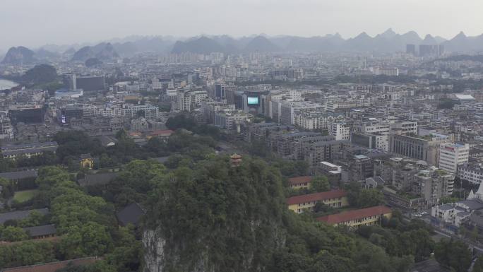 航拍广西桂林靖江王府独秀峰景区