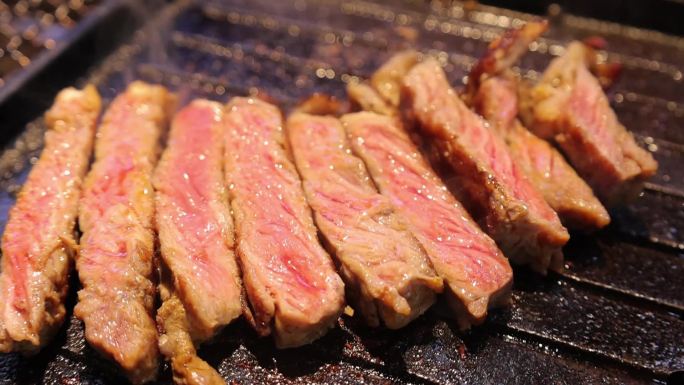 韩式烧烤   大排档肉类展示