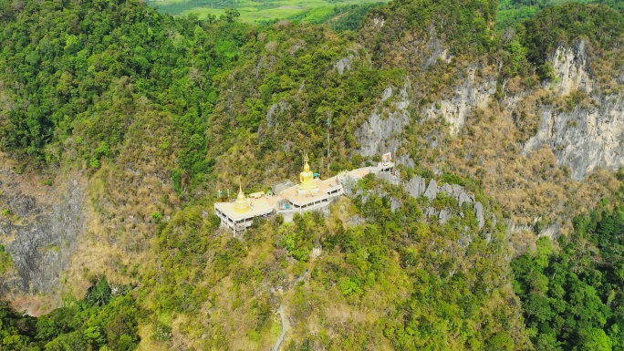 克拉比省老虎洞山神庙鸟瞰图