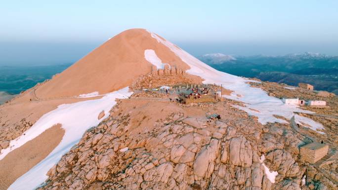 日出时的Nemrut山-Nemrut Dağı4K无人机视频