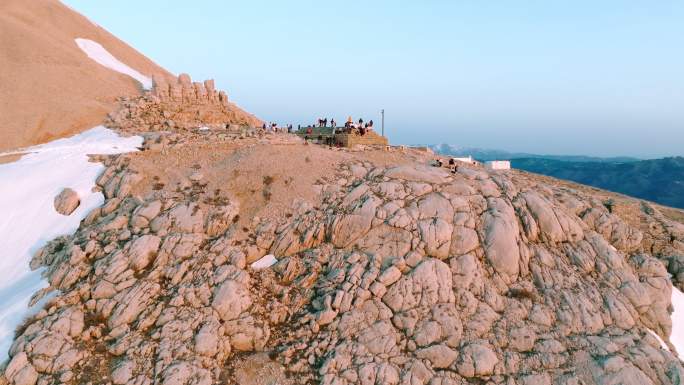 日出时的Nemrut山-Nemrut Dağı4K无人机视频