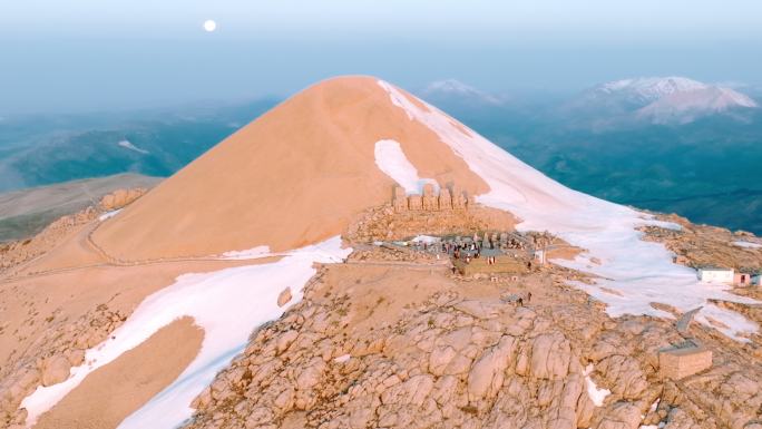 日出时的Nemrut山-Nemrut Dağı4K无人机视频