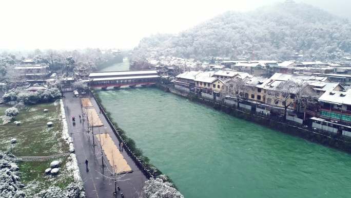 成都都江堰水利工程景区南桥雪景航拍