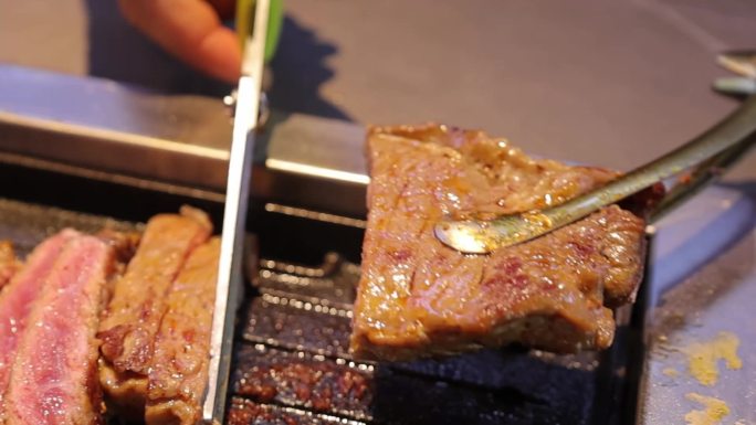 韩式烧烤   大排档   切肉画面
