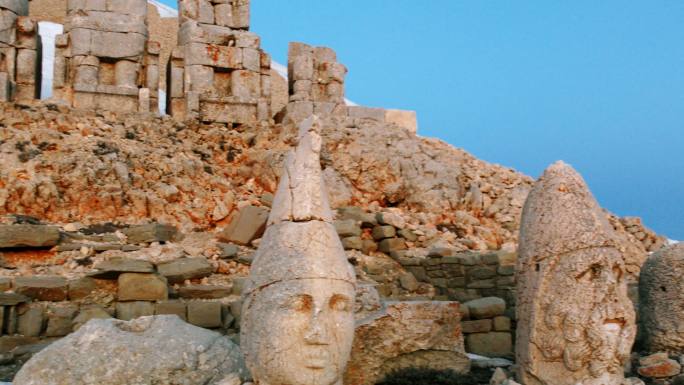 日出时的Nemrut山-Nemrut Dağı4K无人机视频