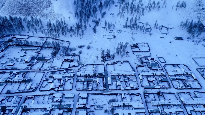 航拍日暮时分极寒雪村