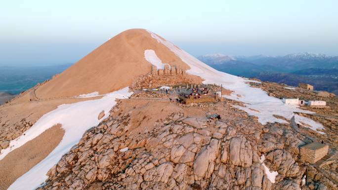 日出时的Nemrut山-Nemrut Dağı4K无人机视频