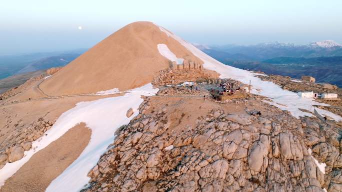 日出时的Nemrut山-Nemrut Dağı4K无人机视频