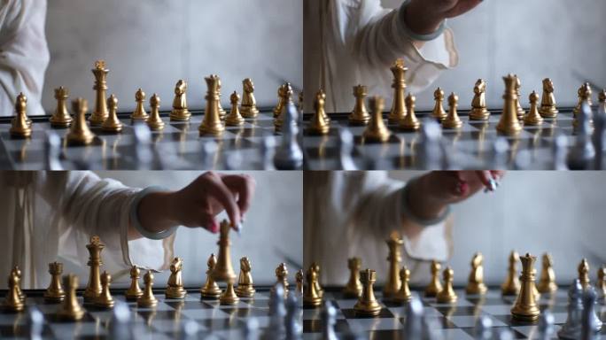 美女下国际象棋
