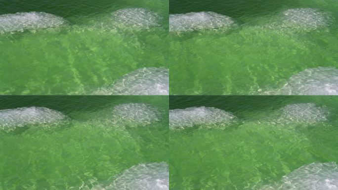 盐湖的无人机视角水面波光粼粼清澈盐湖唯美