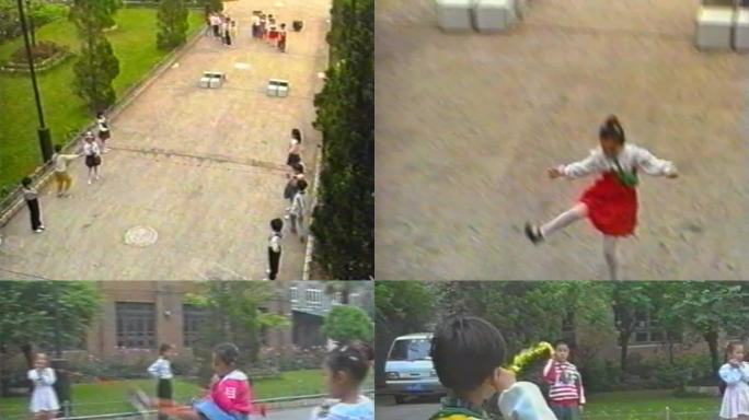 八九十年代儿童户外体育活动橡皮筋
