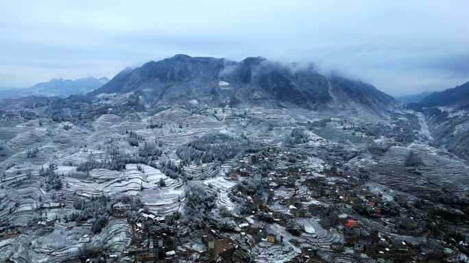 白雪覆盖的美丽乡村