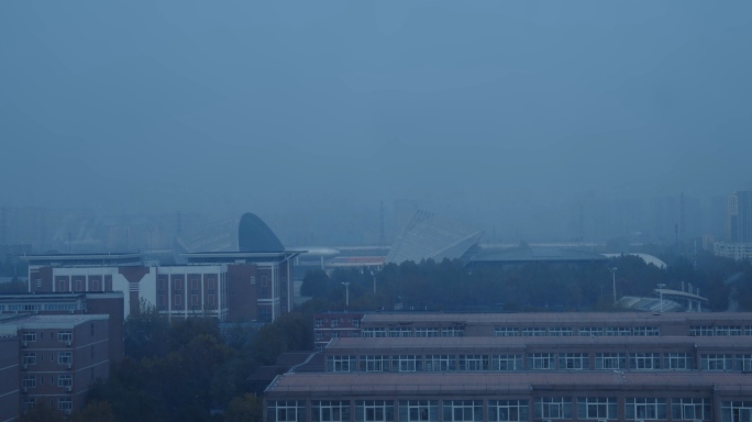 雾霾大雾天气城市空气污染严重雾气工业排放