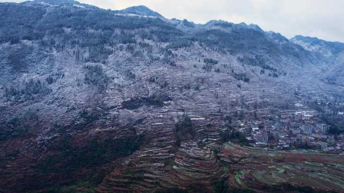 白雪覆盖的美丽乡村