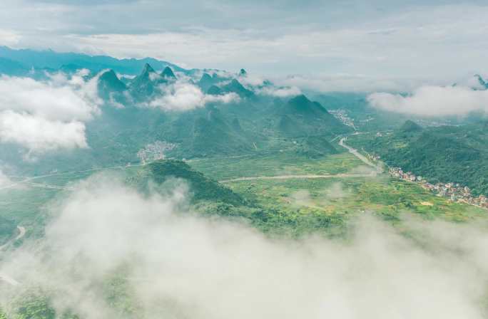 桂林山水兴坪日出日落航拍大气延时片头漓江