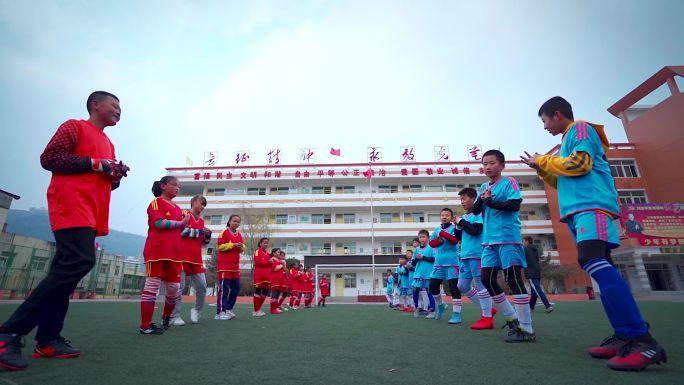 小学生足球训练 足球 足球训练 世界杯